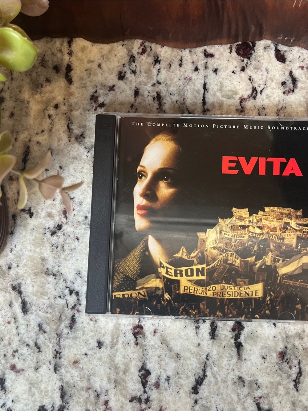 Evita Motion Picture Soundtrack CD - Black Case - Picture 2 of 5